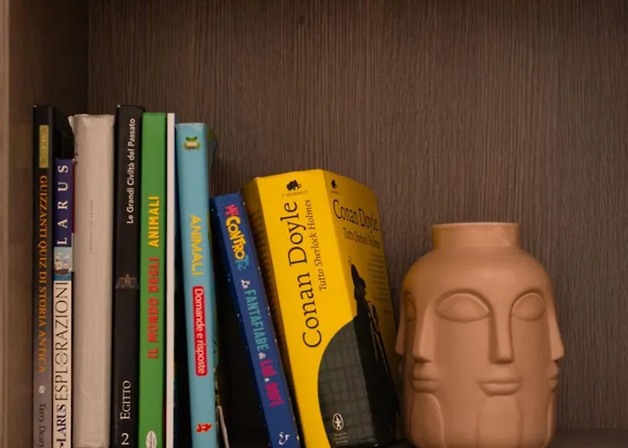 Monique-5 Minuti Dalla Stazione Florenz